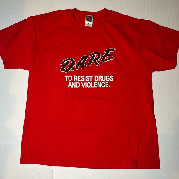 Red D.A.R.E. to Resist Drugs and Violence T-shirt - Picture 1 of 2
